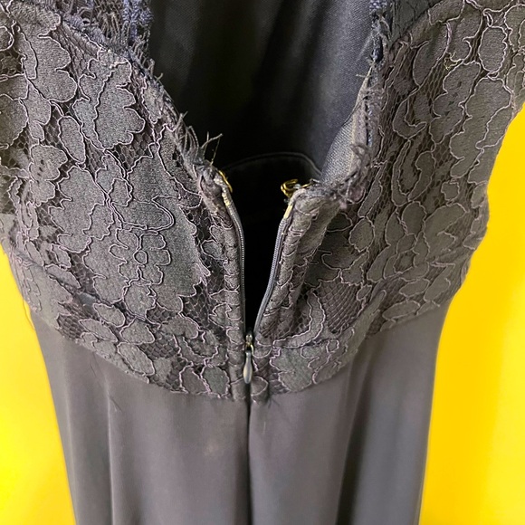 Dance All Evening Navy Blue Lace Maxi Dress - Women’s Small - Picture 5 of 8